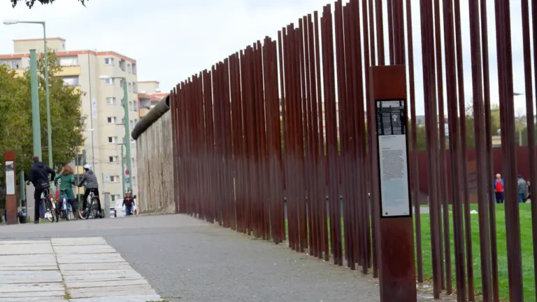 13. August 1961: Wie die Berliner Mauer Berlin bis heute prägt