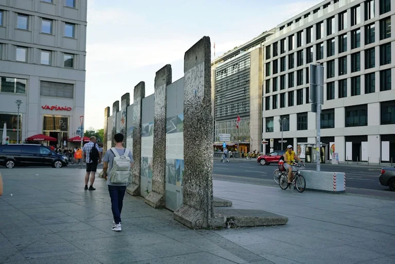 13. August 1961: Wie die Berliner Mauer Berlin bis heute prägt