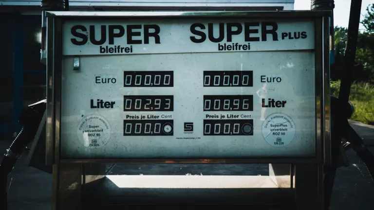 Benzin und Diesel am Sonntag richtig vergleichen