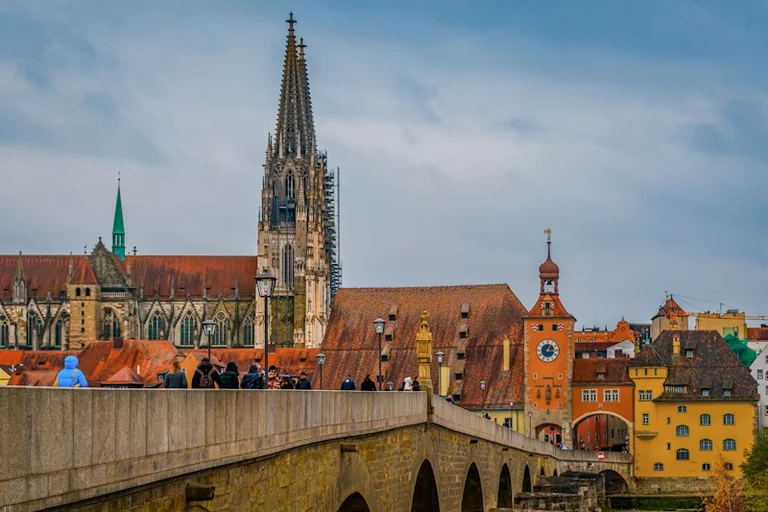Kleine Denkmal-Detektive in Regensburg: Kostenlose Spurensuche