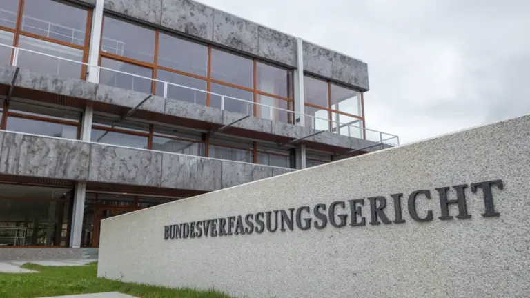 Wie das Bundesverfassungsgericht Grundrechte im Alltag schützt